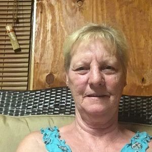 Meet your Posher, Cecilia